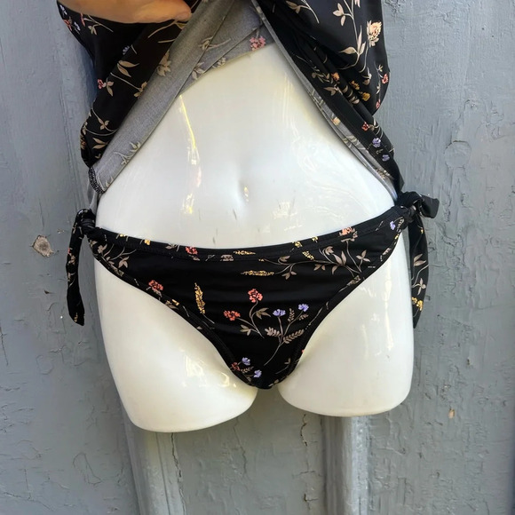 Skye Black Floral Tankini, Small - Picture 7 of 12